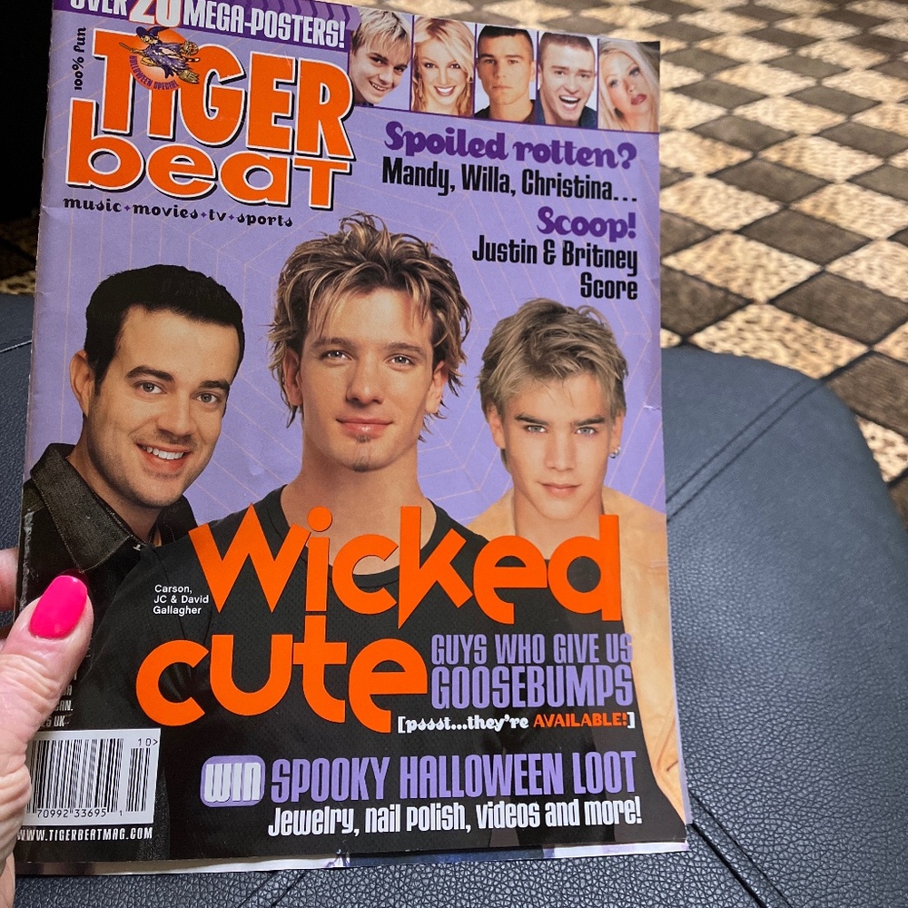 What a fun magazine! With a huge Britney Spears fold out centerfold